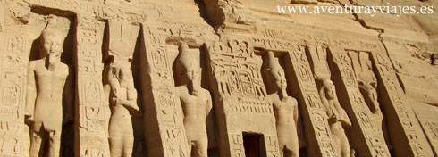 Templo menor de Abu Simbel